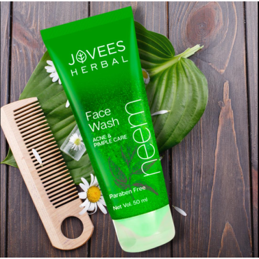 Jovees Nettoyant Visage au Neem – Gel Purifiant pour le Visage 120 gm